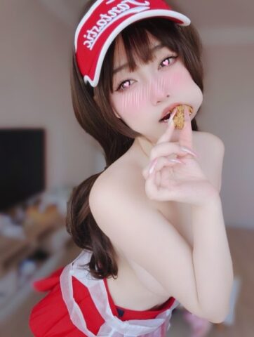 Pretty Asian babe shows her big tits & her big ass wearing sexy lingerie