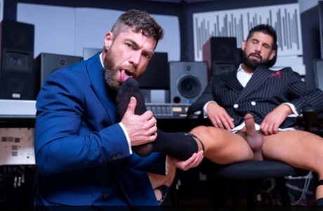 Men At Play performed by Justin Jett, OnlyMatt XXX Gallery