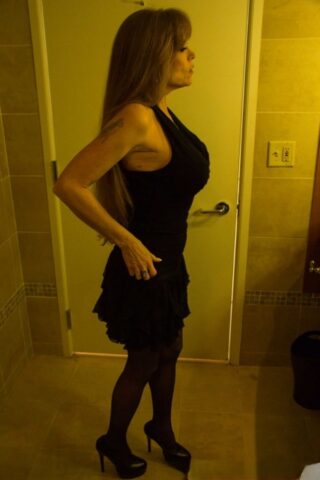54 yo Caucasian Darla Crane feeds her hungry pussy with a young throbbing cock