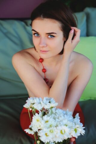 Adorable Ukrainian babe Alice Shea shows her yummy pussy up close