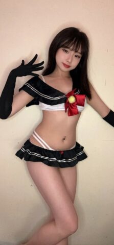 Pretty Asian babe Mya Mira flaunts her hot ass in a sexy lingerie compilation
