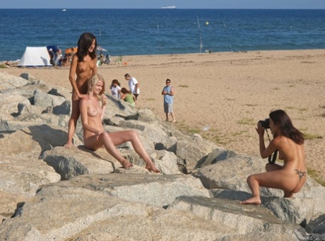 Shameless amateur girls posing butt naked in public in front of cameras