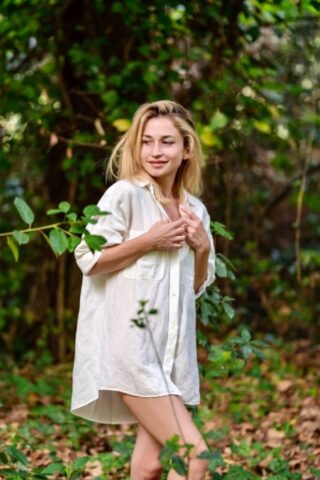 32156216_005_b270 Erotic Beauty Susie